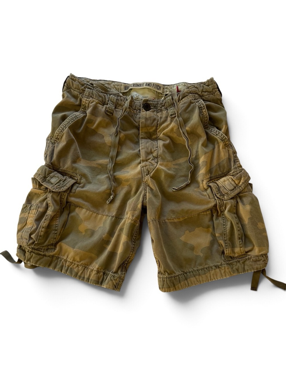 Vintage Abercrombie & Fitch Mens Camo Cargo Shorts - Size L!!!